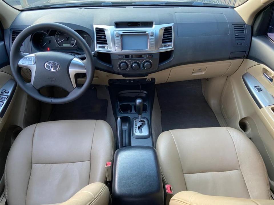 Hilux / Sw4 Sr 4x2 2.7/ 2.7 Flex 16v Aut.