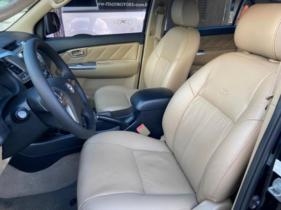 Hilux / Sw4 Sr 4x2 2.7/ 2.7 Flex 16v Aut.