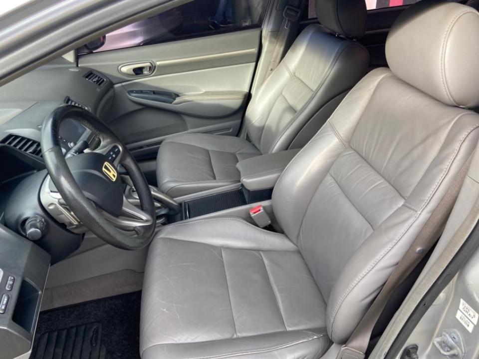 Civic / Sedan Lxs 1.8/1.8 Flex 16v Aut. 4p