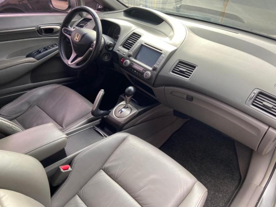 Civic / Sedan Lxs 1.8/1.8 Flex 16v Aut. 4p